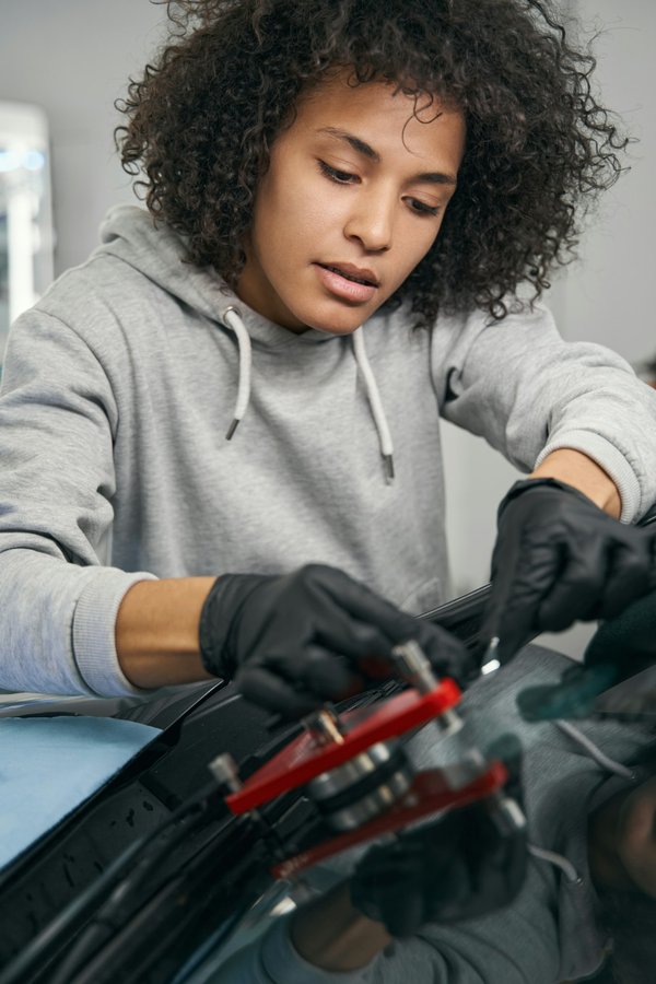 Conseils pour le remplacement de pare-brise poids lourds: guide complet